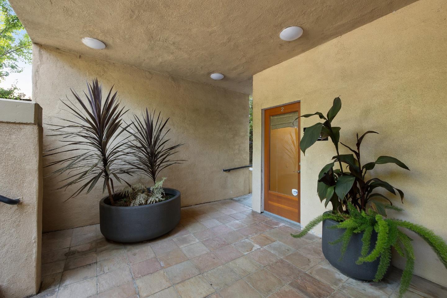 Detail Gallery Image 4 of 43 For 320 N San Mateo Dr #2,  San Mateo,  CA 94401 - – Beds | – Baths
