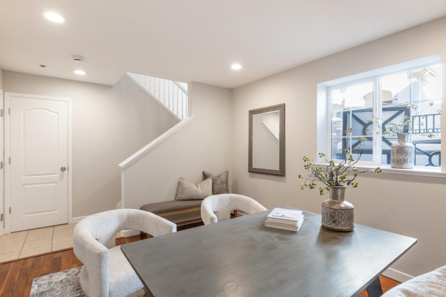 Detail Gallery Image 7 of 29 For 581 Kiholo Ter, Sunnyvale,  CA 94089 - 3 Beds | 2/1 Baths