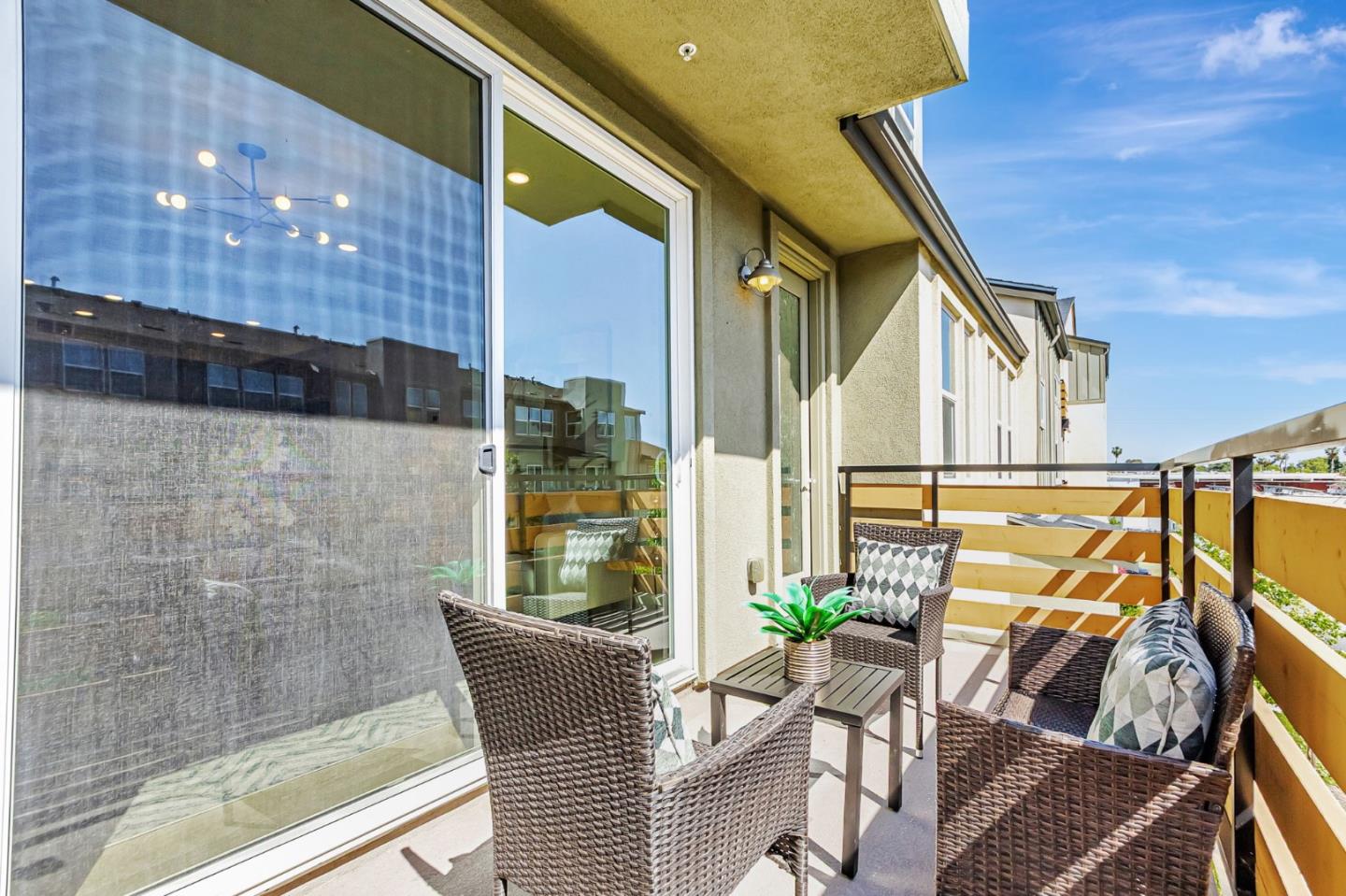 Detail Gallery Image 12 of 37 For 636 Squire Ave, San Jose,  CA 95133 - 4 Beds | 3 Baths