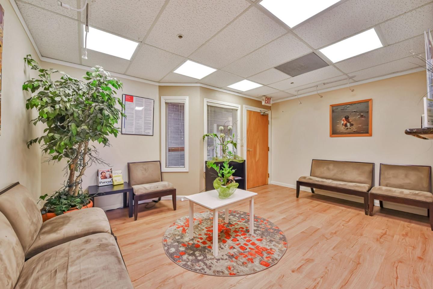 Detail Gallery Image 8 of 32 For 2039 Forest Ave #304,  San Jose,  CA 95128 - – Beds | – Baths