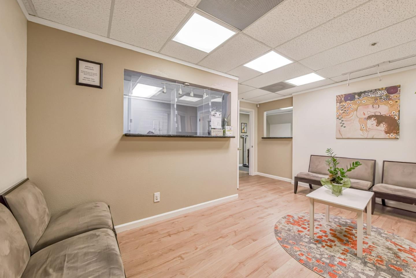 Detail Gallery Image 9 of 32 For 2039 Forest Ave #304,  San Jose,  CA 95128 - – Beds | – Baths