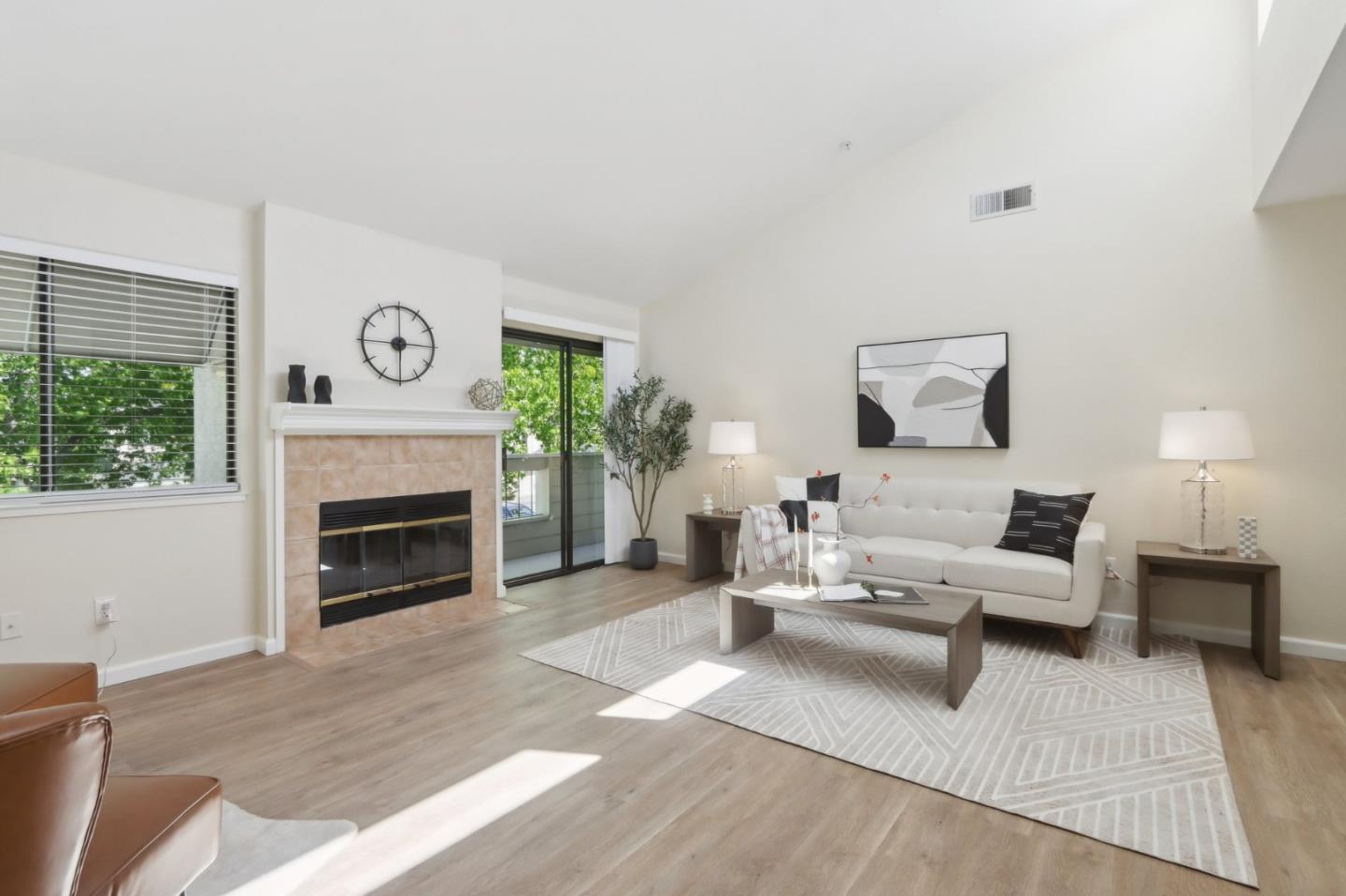 Detail Gallery Image 5 of 20 For 145 Albacore Ln, Foster City,  CA 94404 - 2 Beds | 2 Baths