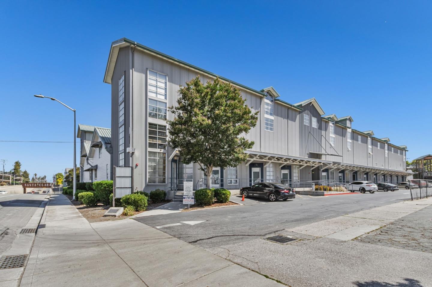 1777 Lafayette ST 105, Santa Clara CA 95050