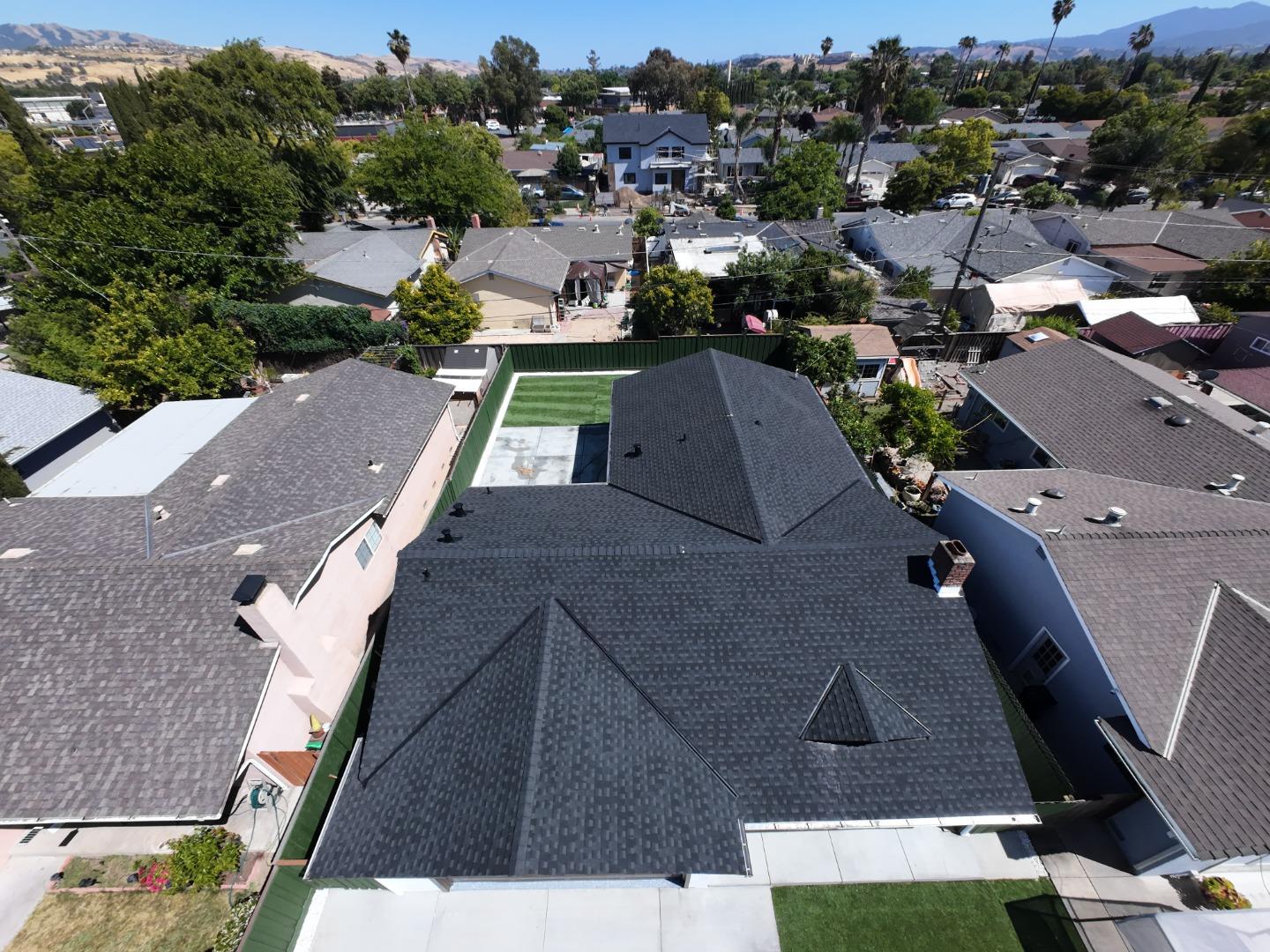 Detail Gallery Image 12 of 54 For 504 Beth Dr, San Jose,  CA 95111 - 3 Beds | 2 Baths