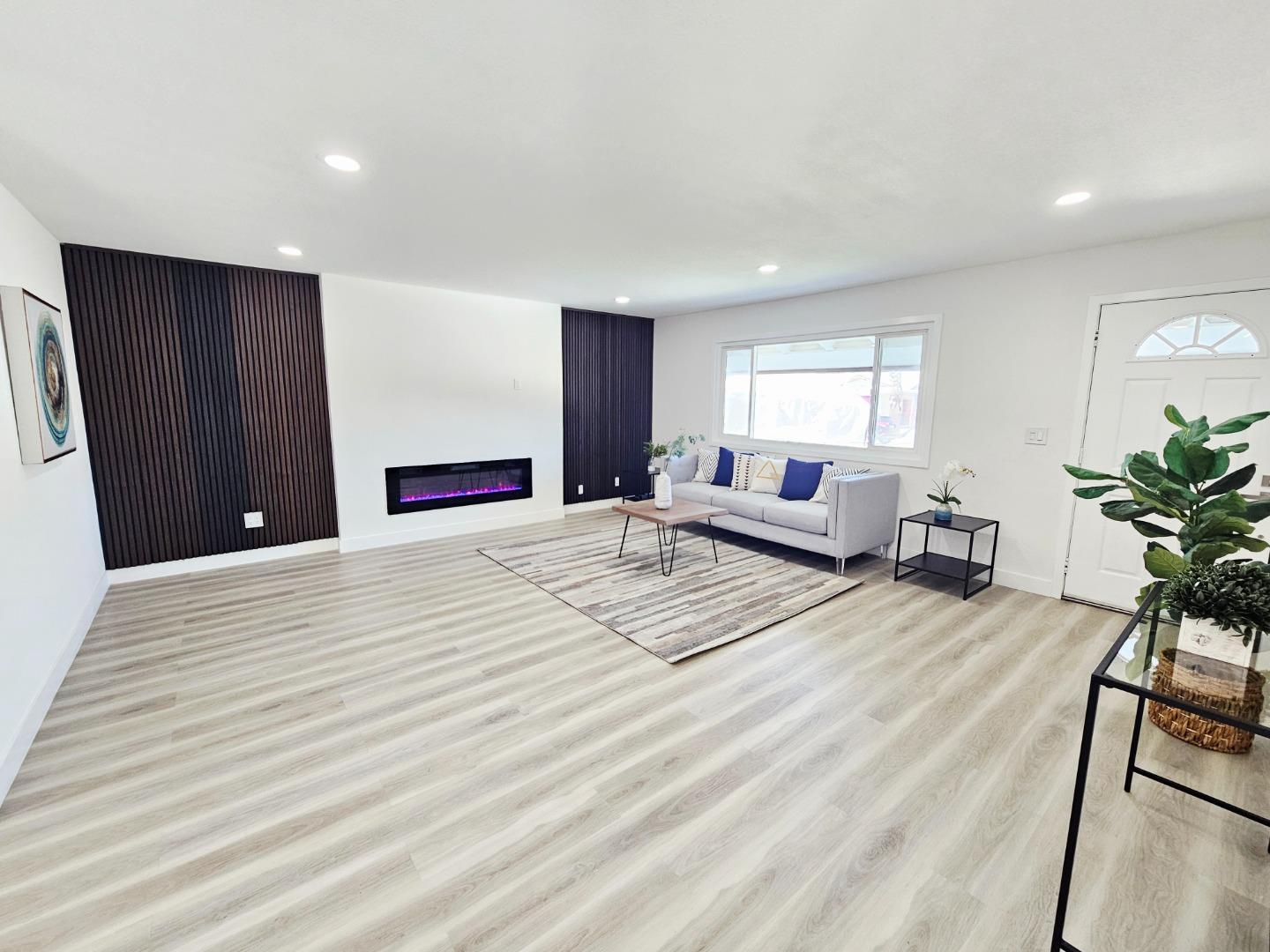Detail Gallery Image 17 of 54 For 504 Beth Dr, San Jose,  CA 95111 - 3 Beds | 2 Baths