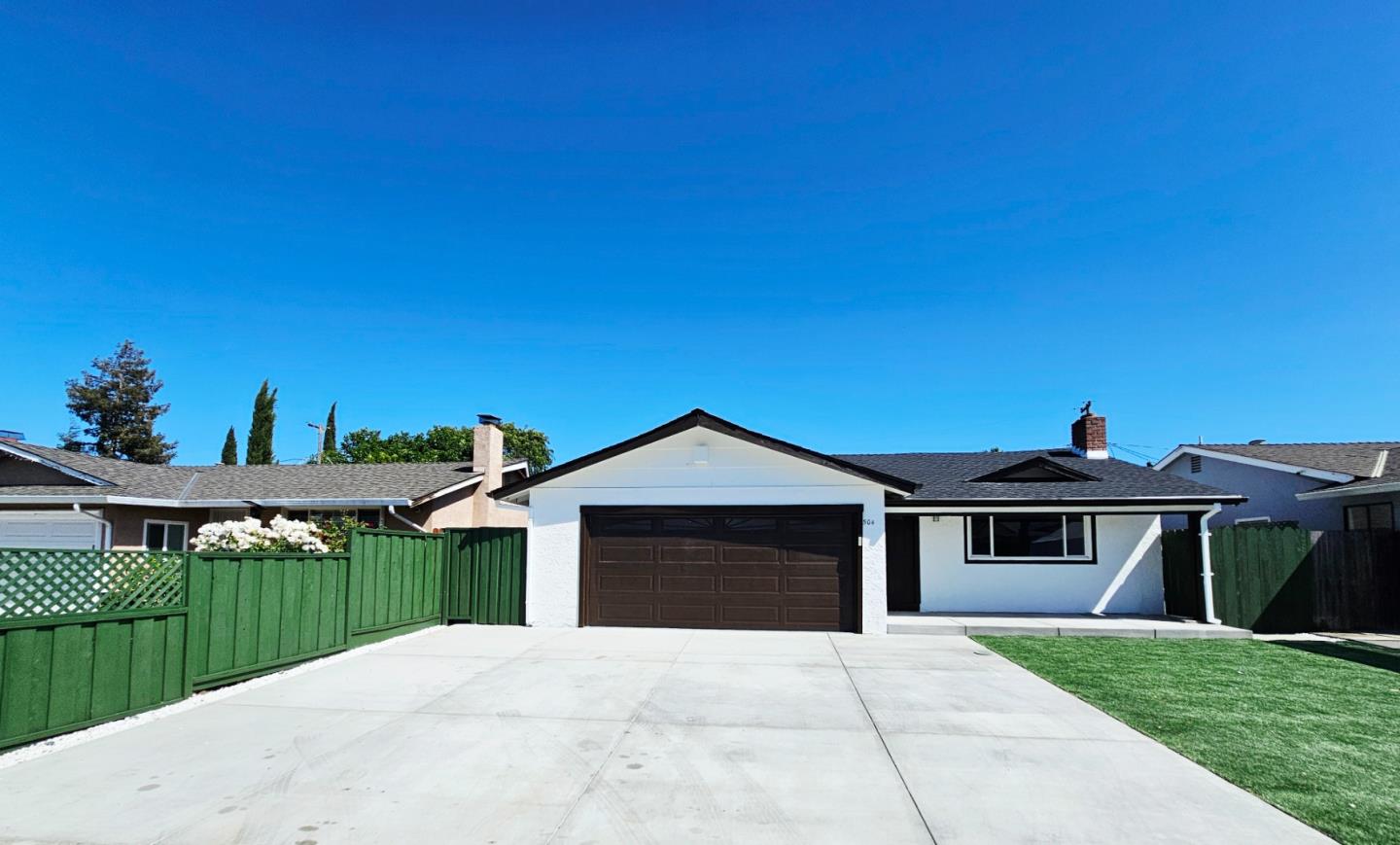 Detail Gallery Image 2 of 54 For 504 Beth Dr, San Jose,  CA 95111 - 3 Beds | 2 Baths