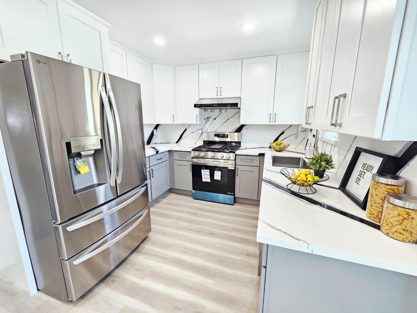Detail Gallery Image 29 of 54 For 504 Beth Dr, San Jose,  CA 95111 - 3 Beds | 2 Baths