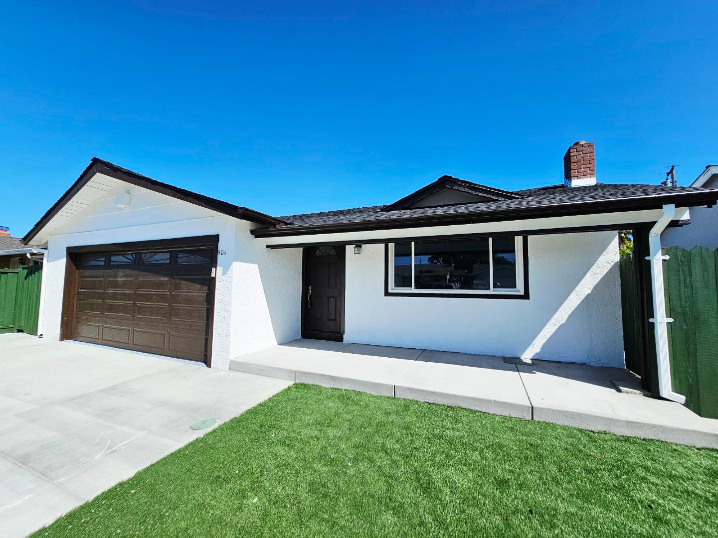 Detail Gallery Image 3 of 54 For 504 Beth Dr, San Jose,  CA 95111 - 3 Beds | 2 Baths