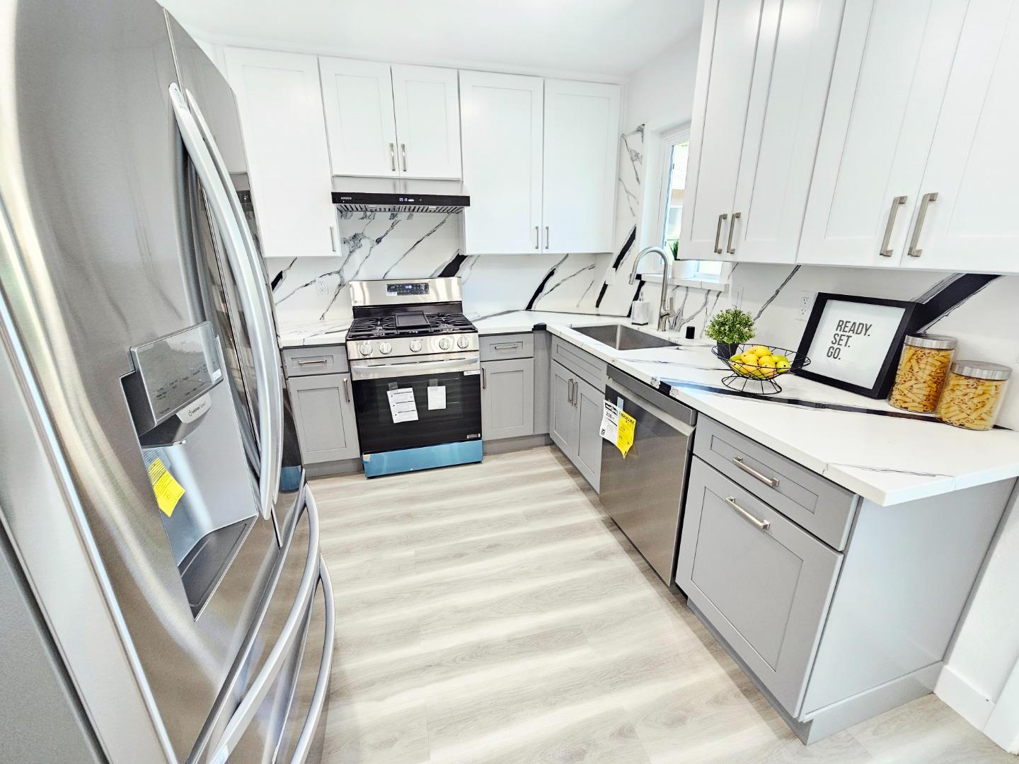 Detail Gallery Image 32 of 54 For 504 Beth Dr, San Jose,  CA 95111 - 3 Beds | 2 Baths