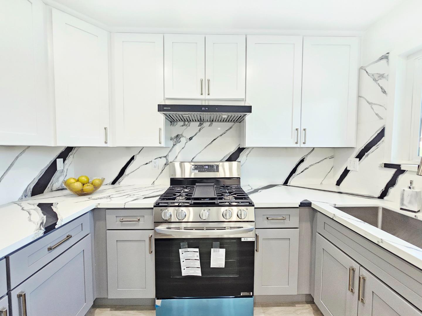 Detail Gallery Image 35 of 54 For 504 Beth Dr, San Jose,  CA 95111 - 3 Beds | 2 Baths