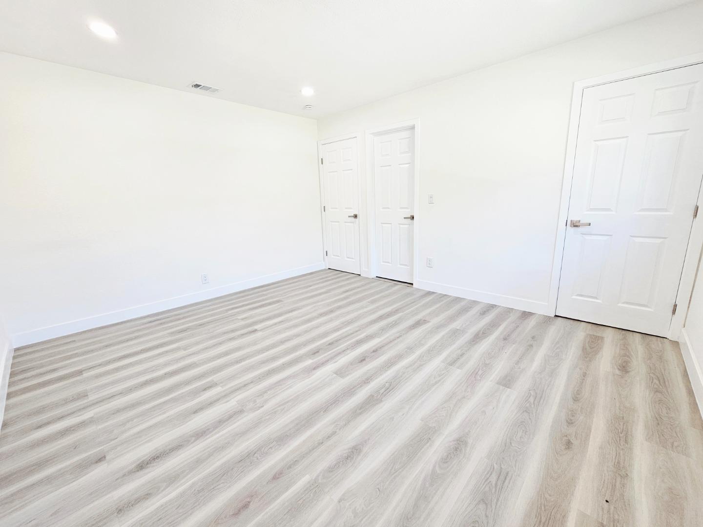 Detail Gallery Image 41 of 54 For 504 Beth Dr, San Jose,  CA 95111 - 3 Beds | 2 Baths