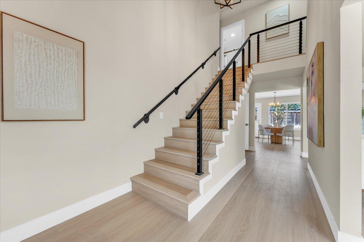 Detail Gallery Image 10 of 52 For 875 E Taylor St, San Jose,  CA 95112 - 4 Beds | 3/1 Baths