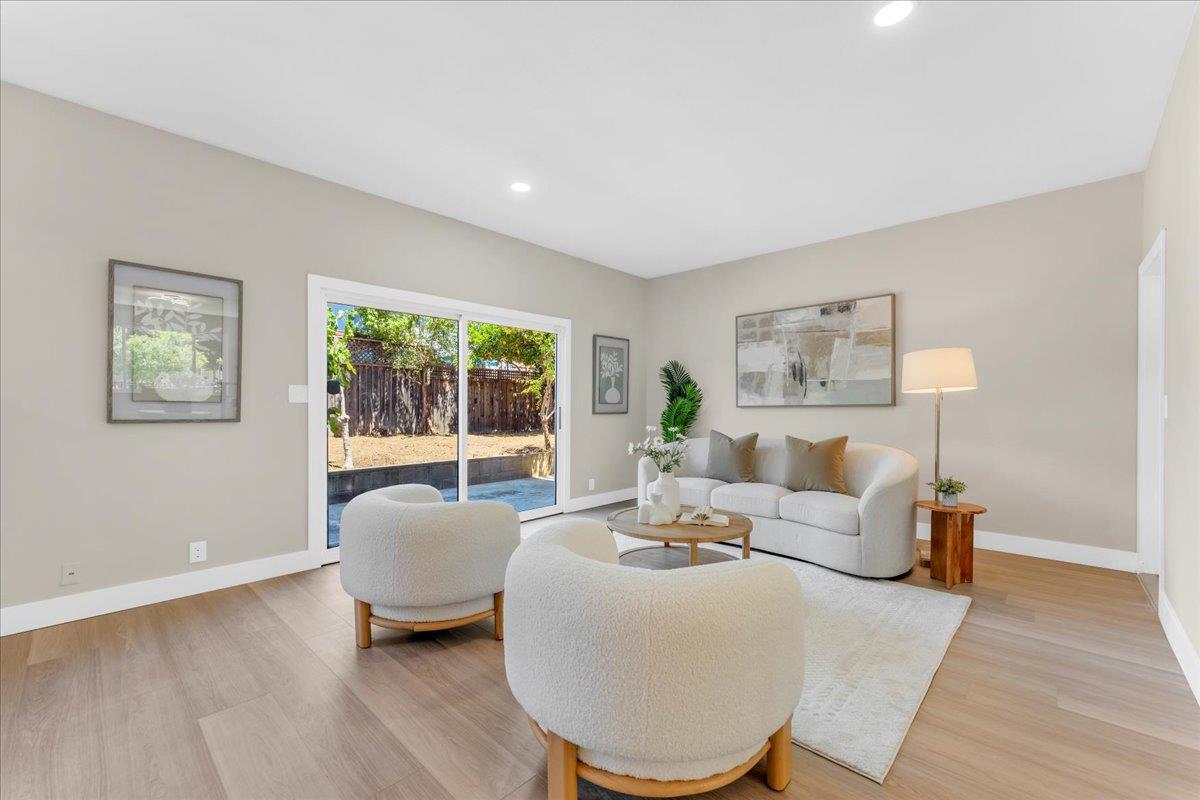 Detail Gallery Image 19 of 52 For 875 E Taylor St, San Jose,  CA 95112 - 4 Beds | 3/1 Baths