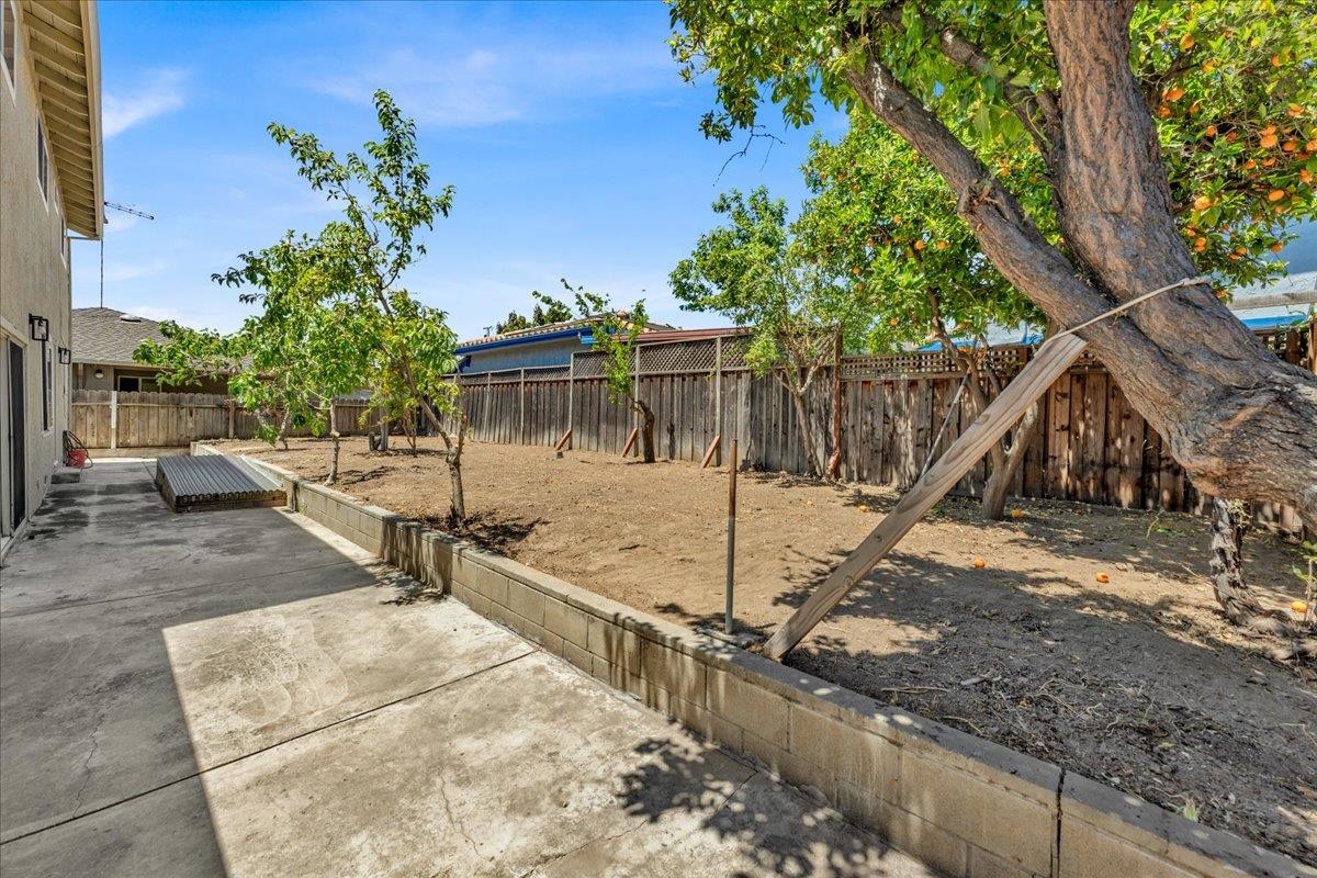 Detail Gallery Image 48 of 52 For 875 E Taylor St, San Jose,  CA 95112 - 4 Beds | 3/1 Baths