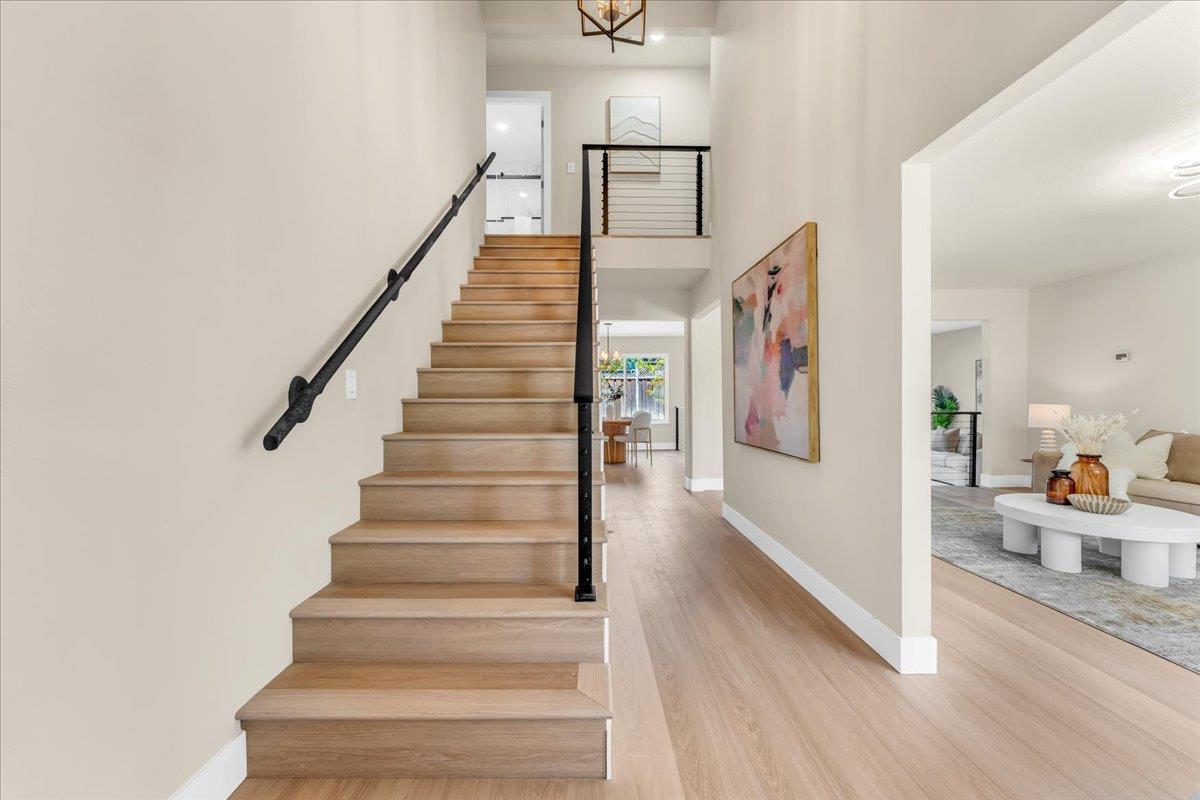 Detail Gallery Image 9 of 52 For 875 E Taylor St, San Jose,  CA 95112 - 4 Beds | 3/1 Baths