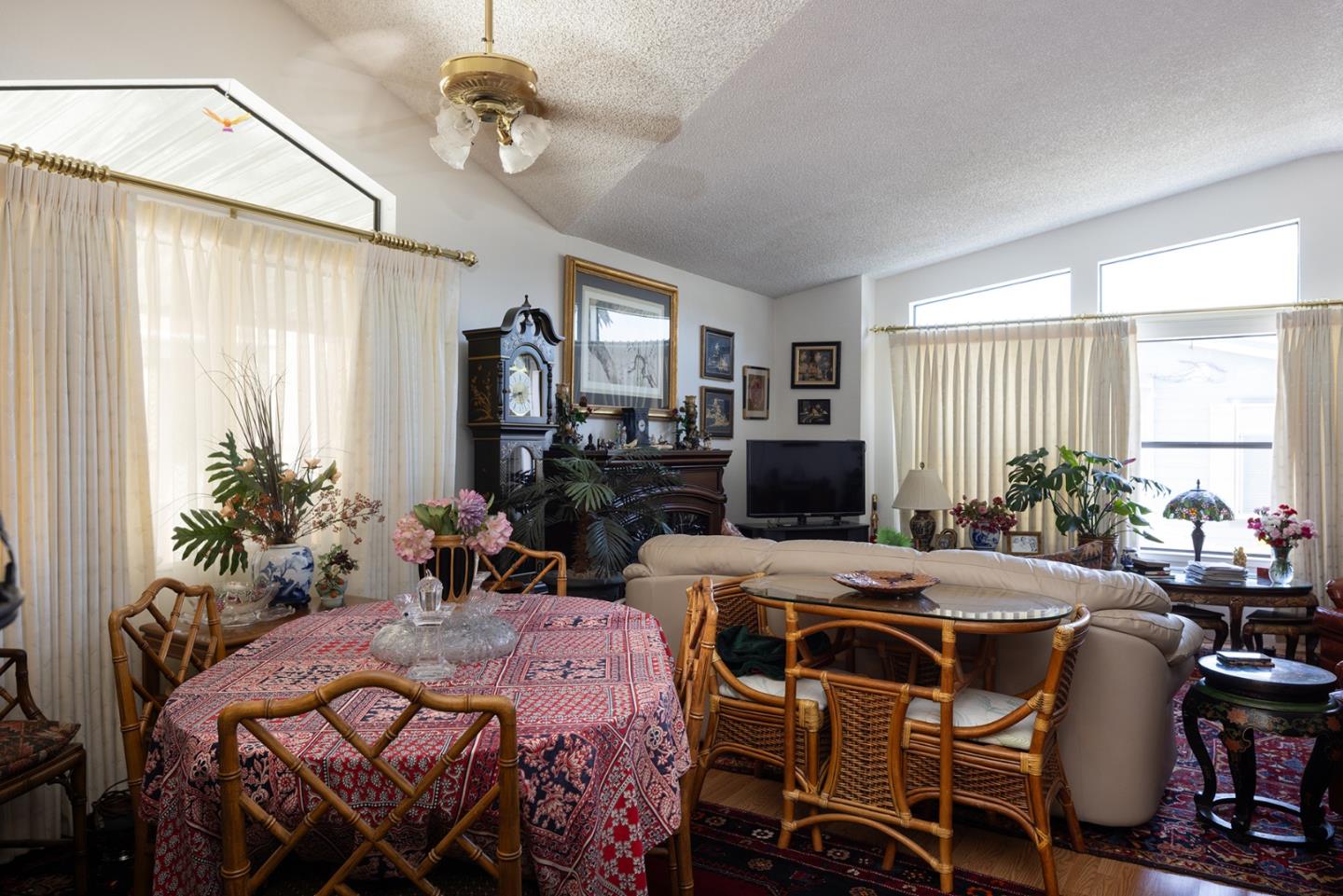 Detail Gallery Image 9 of 21 For 700 Briggs Ave #29,  Pacific Grove,  CA 93950 - 2 Beds | 2 Baths