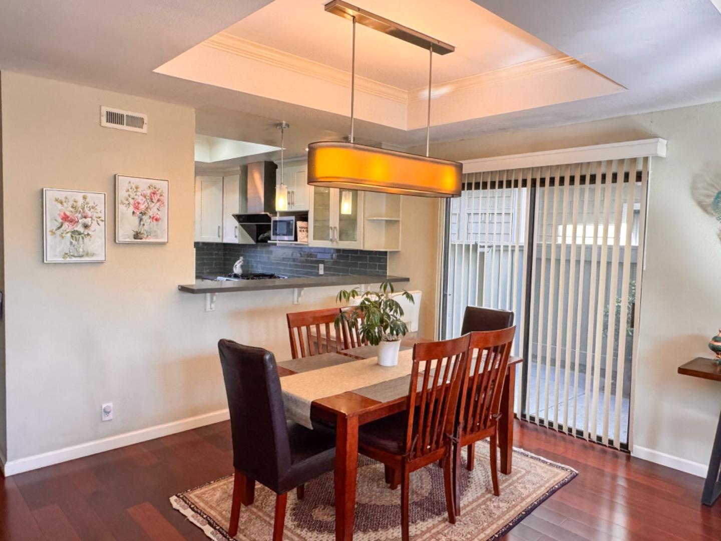 Detail Gallery Image 11 of 26 For 838 Andromeda Ln, Foster City,  CA 94404 - 3 Beds | 2/1 Baths
