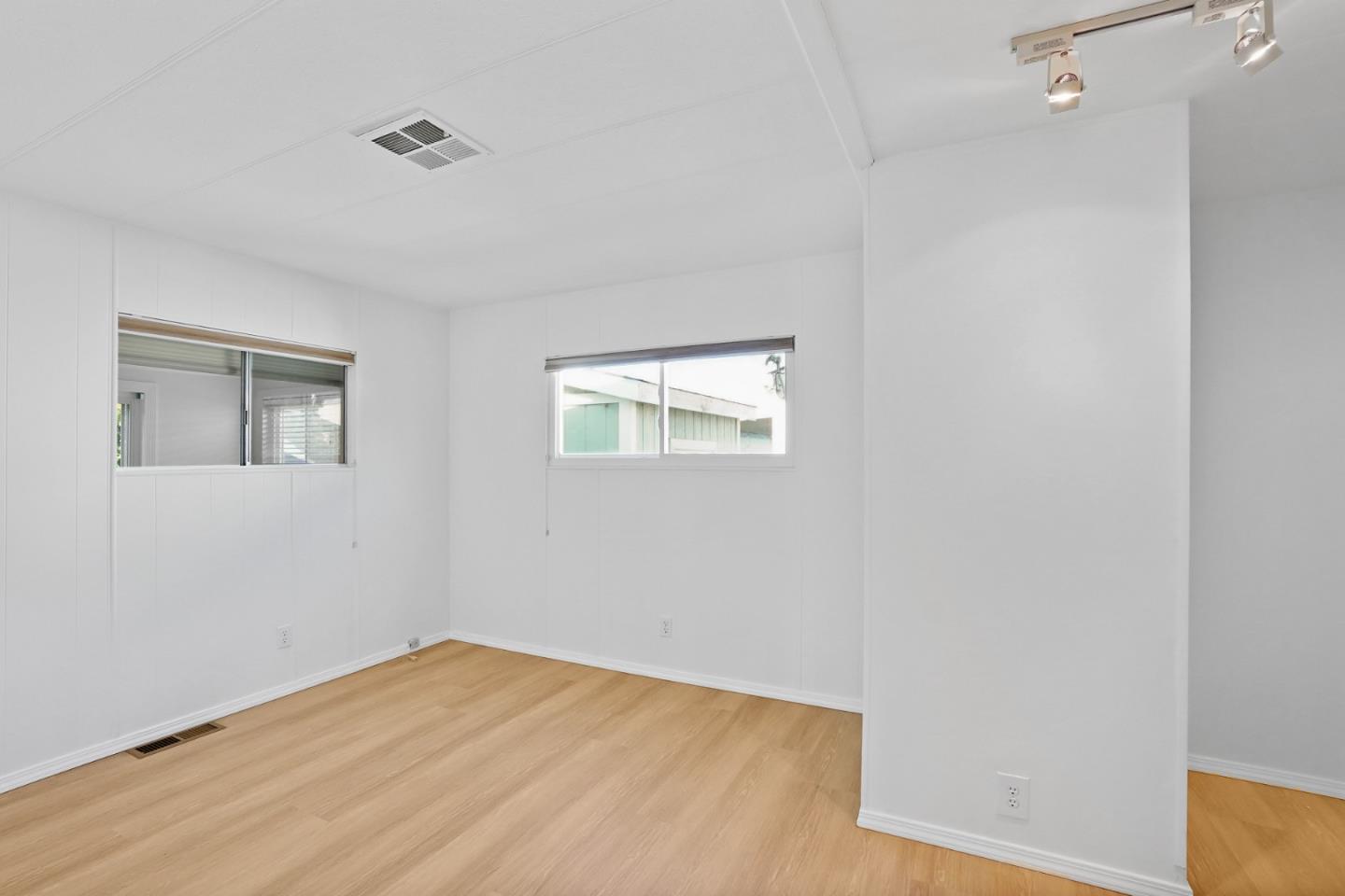 Detail Gallery Image 19 of 33 For 7 Seashell Cir #7,  Half Moon Bay,  CA 94019 - 2 Beds | 1 Baths