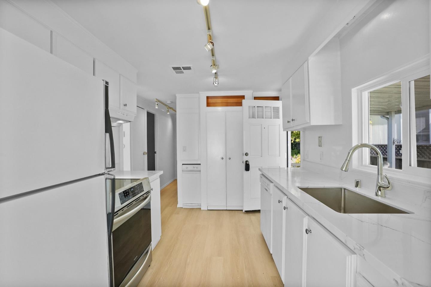 Detail Gallery Image 22 of 33 For 7 Seashell Cir #7,  Half Moon Bay,  CA 94019 - 2 Beds | 1 Baths