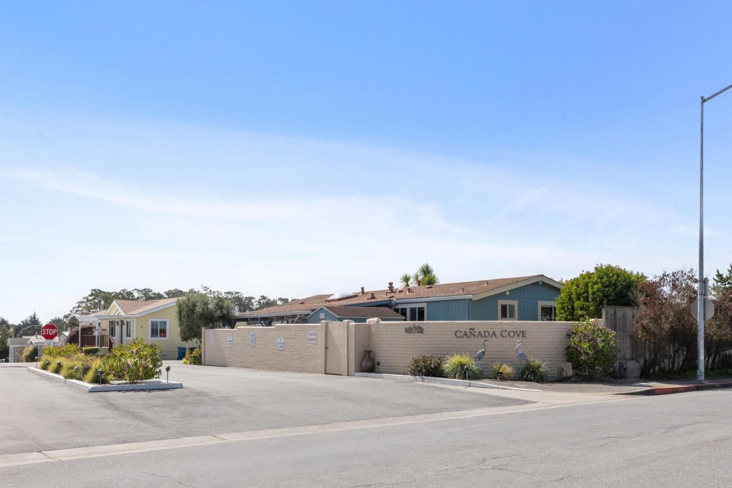 Detail Gallery Image 26 of 33 For 7 Seashell Cir #7,  Half Moon Bay,  CA 94019 - 2 Beds | 1 Baths