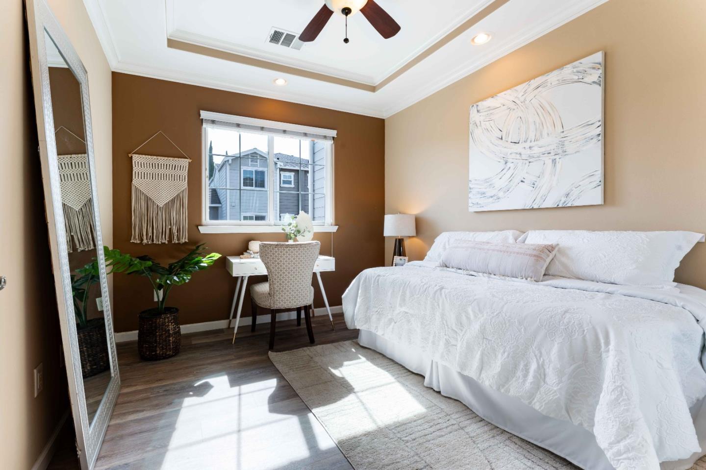 Detail Gallery Image 14 of 26 For 701 Paula Ct, San Jose,  CA 95126 - 2 Beds | 2/1 Baths