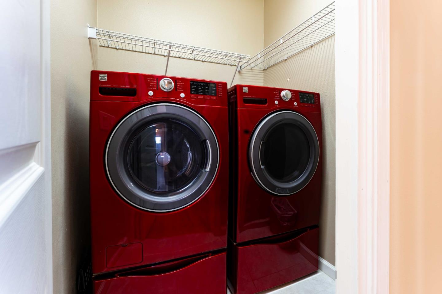 Detail Gallery Image 15 of 26 For 701 Paula Ct, San Jose,  CA 95126 - 2 Beds | 2/1 Baths