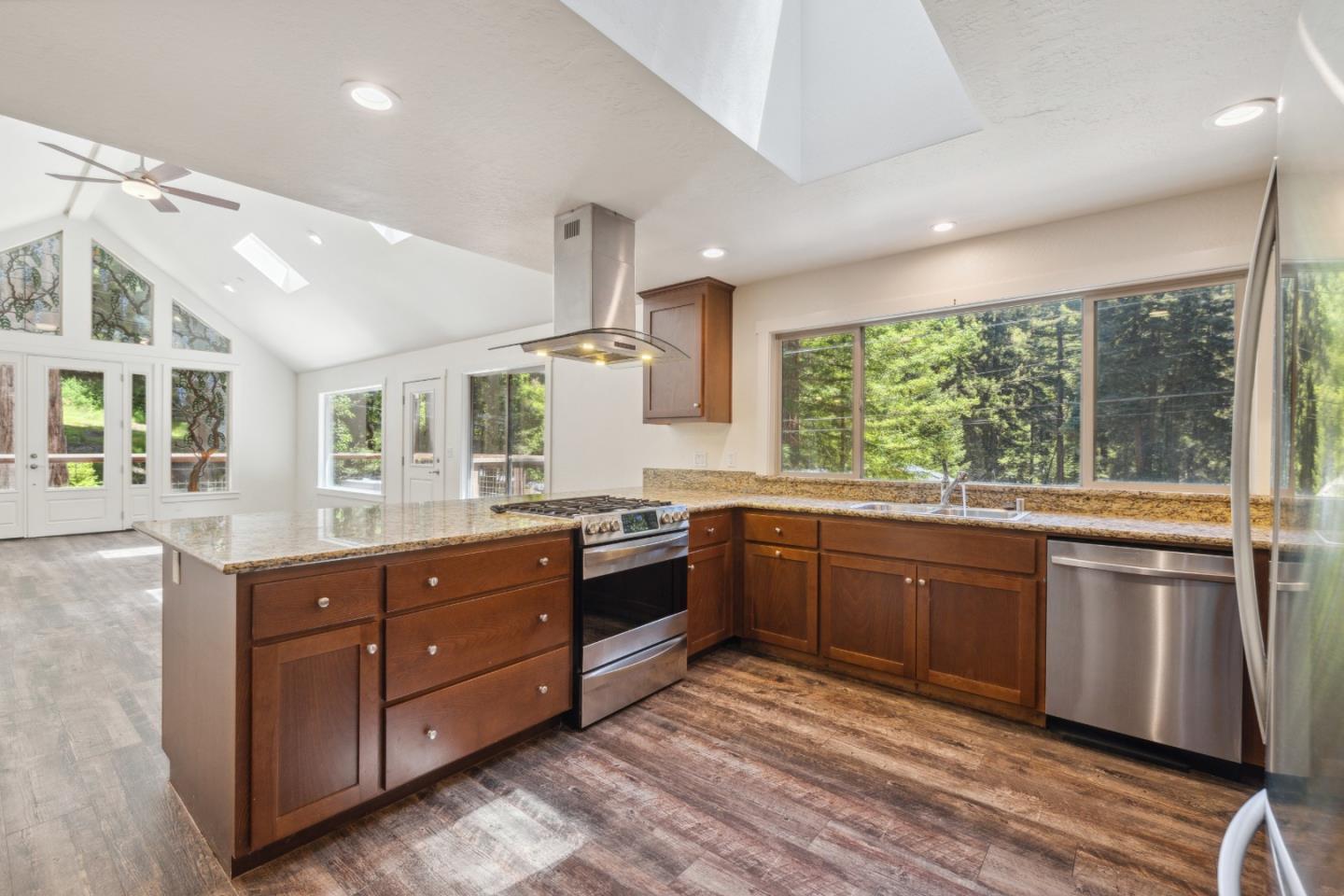 Detail Gallery Image 9 of 81 For 162 Rincon Rd, Felton,  CA 95018 - – Beds | – Baths