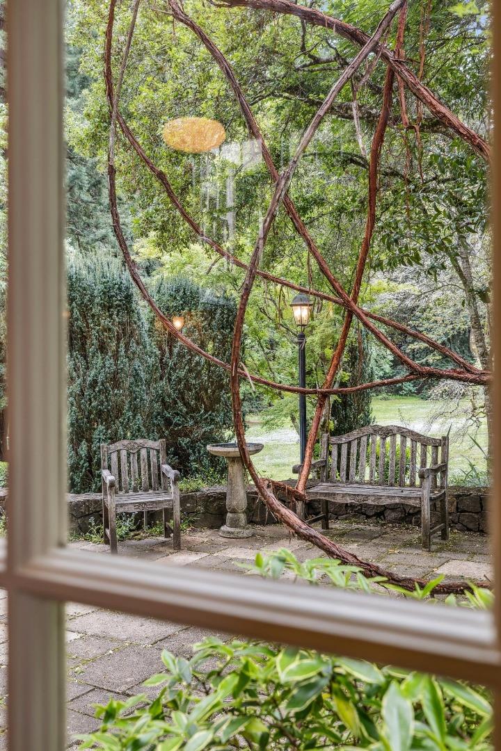 Detail Gallery Image 24 of 79 For 100 Canada Rd, Woodside,  CA 94062 - 6 Beds | 4/3 Baths