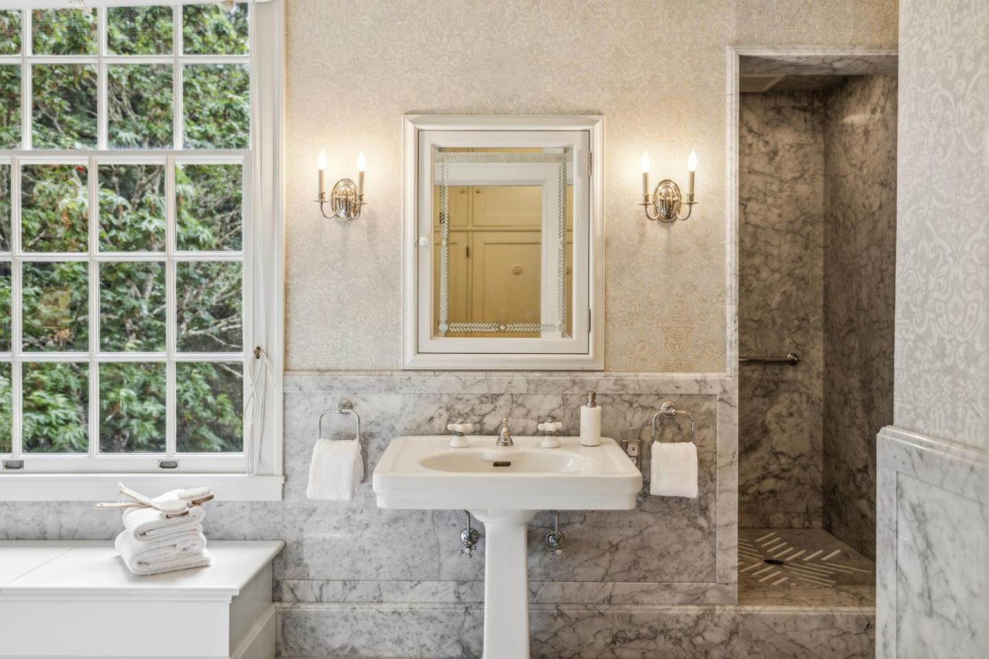 Detail Gallery Image 33 of 79 For 100 Canada Rd, Woodside,  CA 94062 - 6 Beds | 4/3 Baths