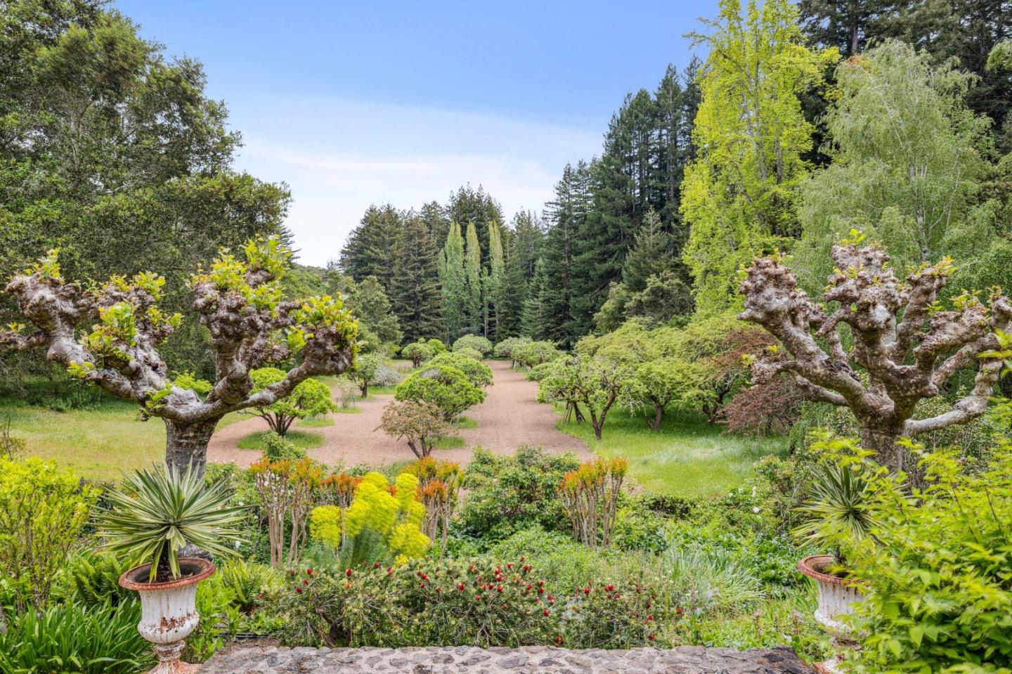 Detail Gallery Image 45 of 79 For 100 Canada Rd, Woodside,  CA 94062 - 6 Beds | 4/3 Baths