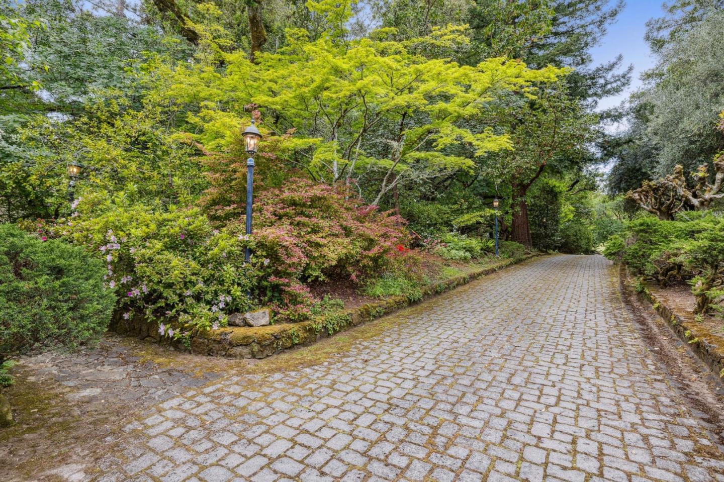 Detail Gallery Image 52 of 79 For 100 Canada Rd, Woodside,  CA 94062 - 6 Beds | 4/3 Baths