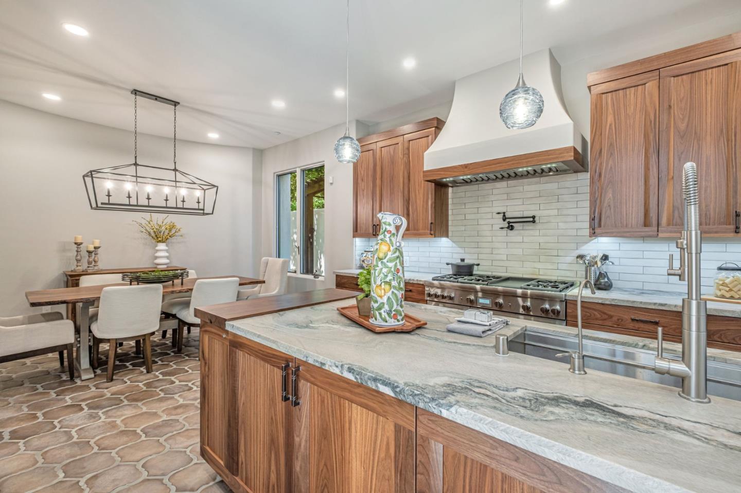 Detail Gallery Image 15 of 51 For 125 Zanzibar Dr, Aptos,  CA 95003 - 3 Beds | 3 Baths
