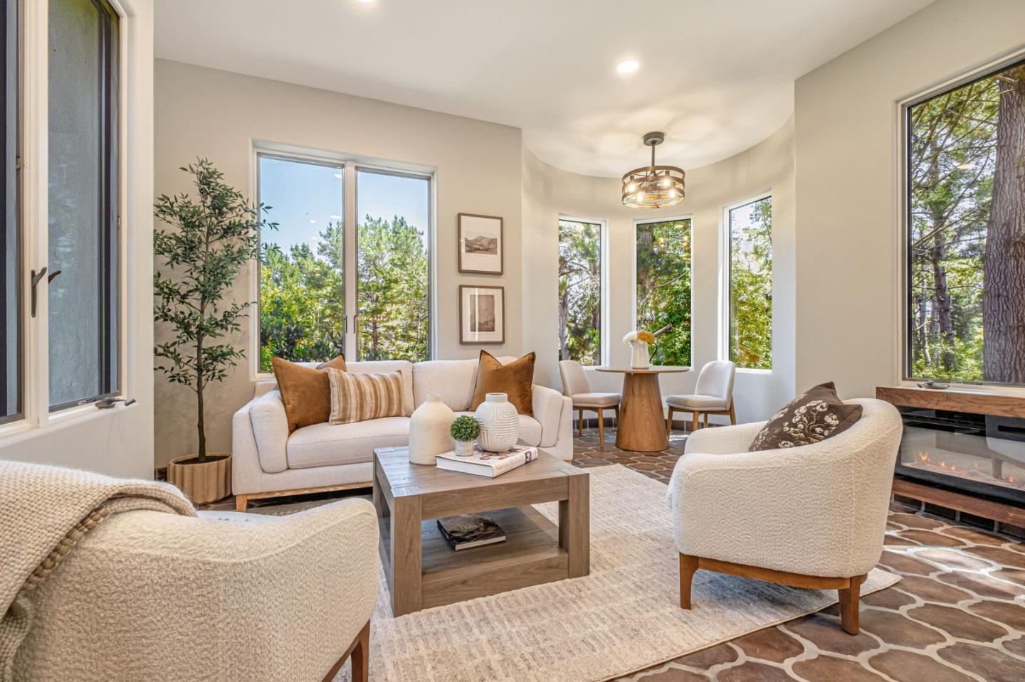 Detail Gallery Image 8 of 51 For 125 Zanzibar Dr, Aptos,  CA 95003 - 3 Beds | 3 Baths