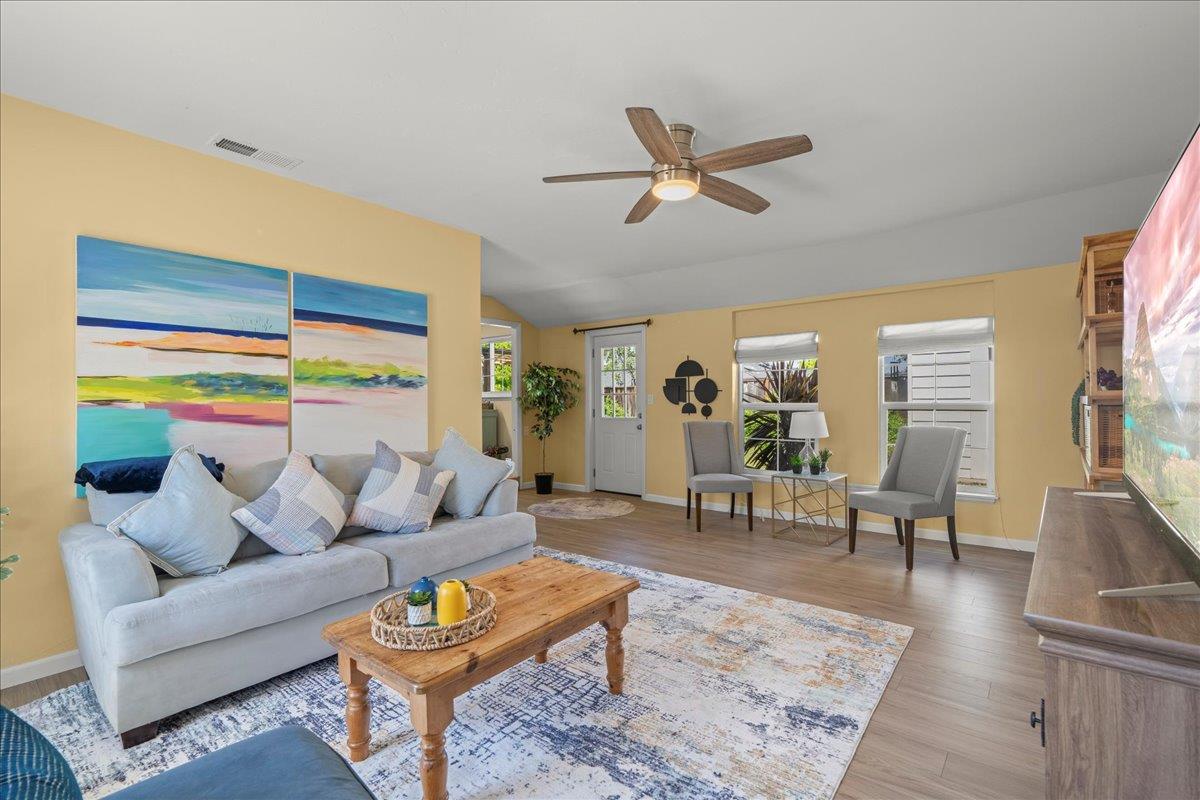Detail Gallery Image 10 of 48 For 2884 Lexford Ave, San Jose,  CA 95124 - 4 Beds | 2 Baths