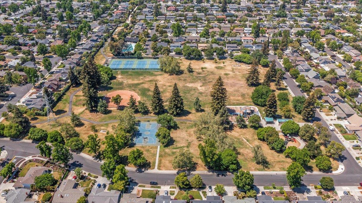 Detail Gallery Image 32 of 48 For 2884 Lexford Ave, San Jose,  CA 95124 - 4 Beds | 2 Baths