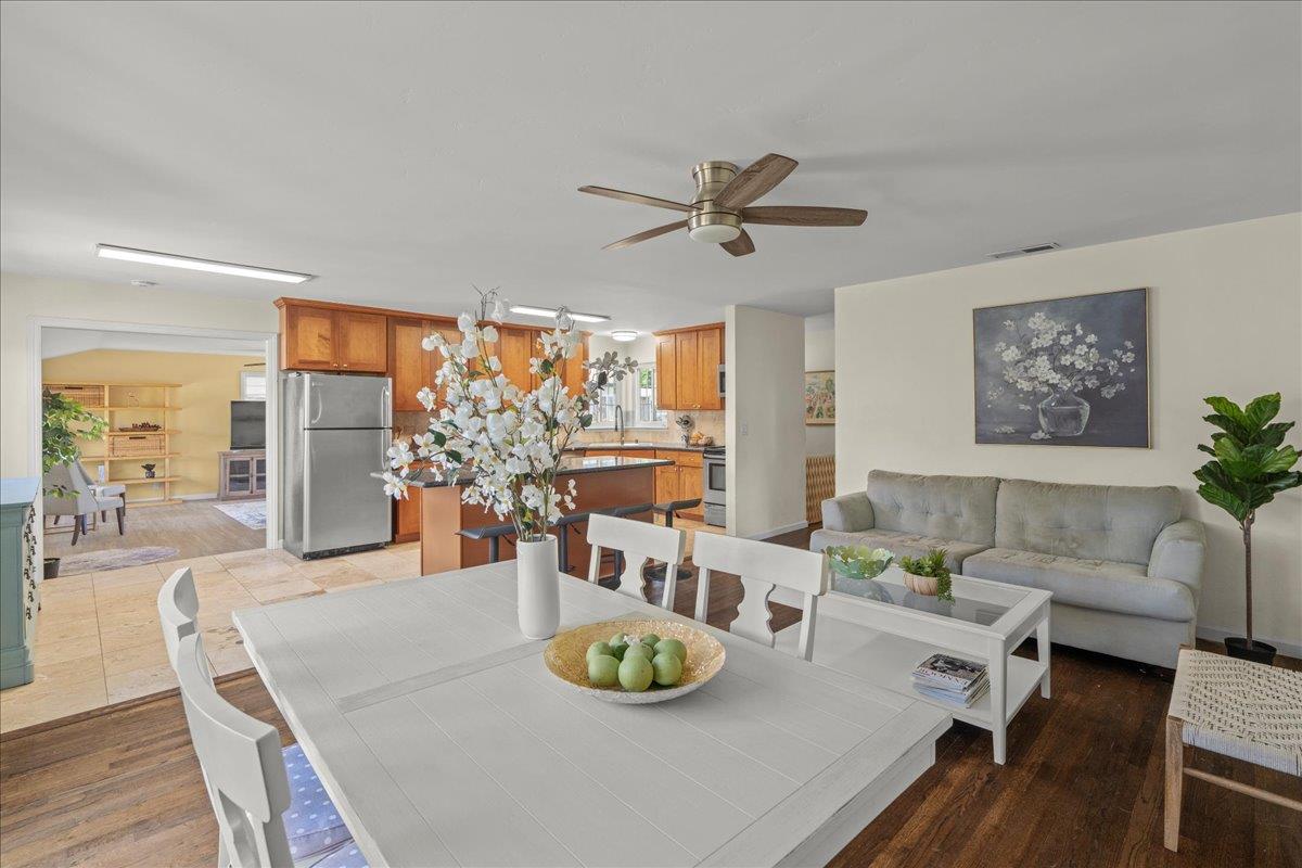Detail Gallery Image 7 of 48 For 2884 Lexford Ave, San Jose,  CA 95124 - 4 Beds | 2 Baths