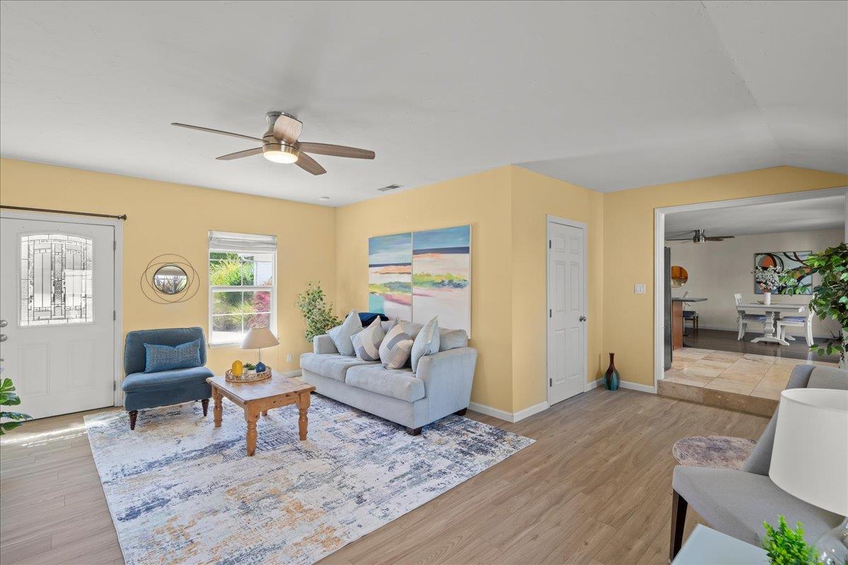 Detail Gallery Image 9 of 48 For 2884 Lexford Ave, San Jose,  CA 95124 - 4 Beds | 2 Baths