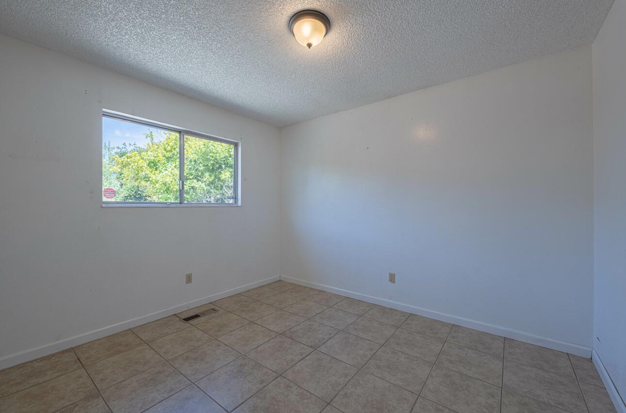 Detail Gallery Image 24 of 44 For 3139 Crestview Ct, Marina,  CA 93933 - 4 Beds | 2 Baths