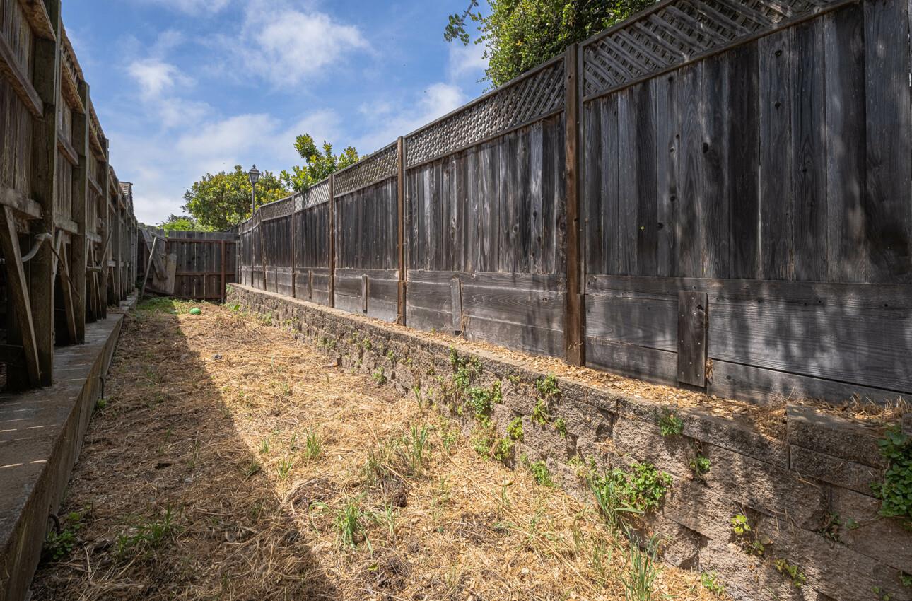 Detail Gallery Image 38 of 44 For 3139 Crestview Ct, Marina,  CA 93933 - 4 Beds | 2 Baths