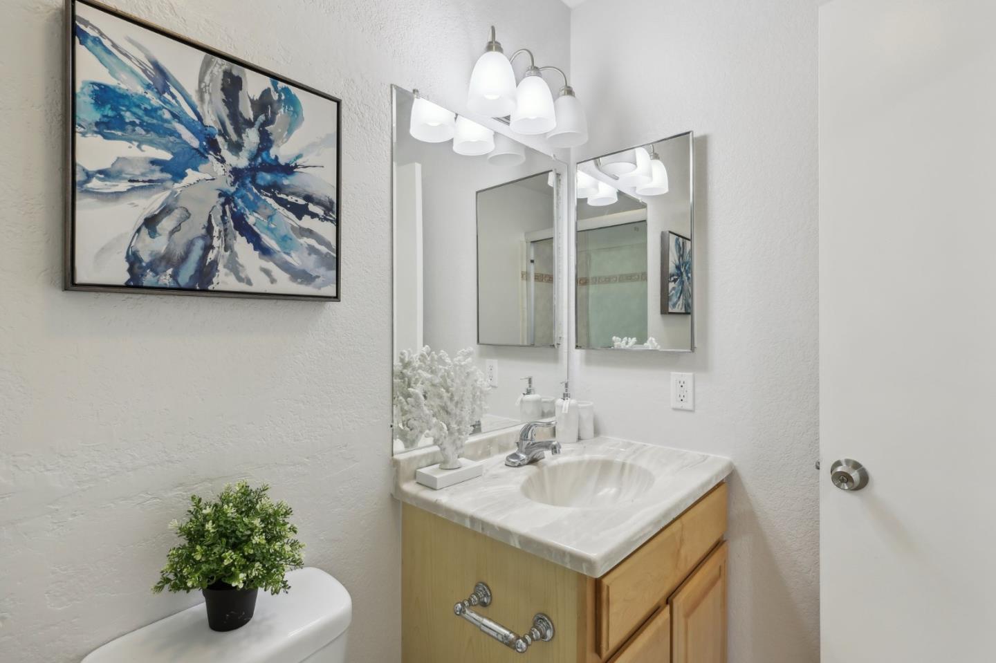 Detail Gallery Image 33 of 61 For 1720 Pine Hollow Cir, San Jose,  CA 95133 - 6 Beds | 3 Baths