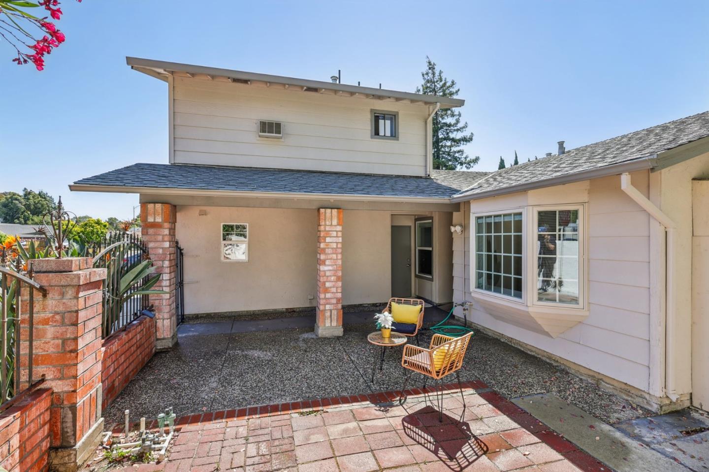 Detail Gallery Image 45 of 61 For 1720 Pine Hollow Cir, San Jose,  CA 95133 - 6 Beds | 3 Baths