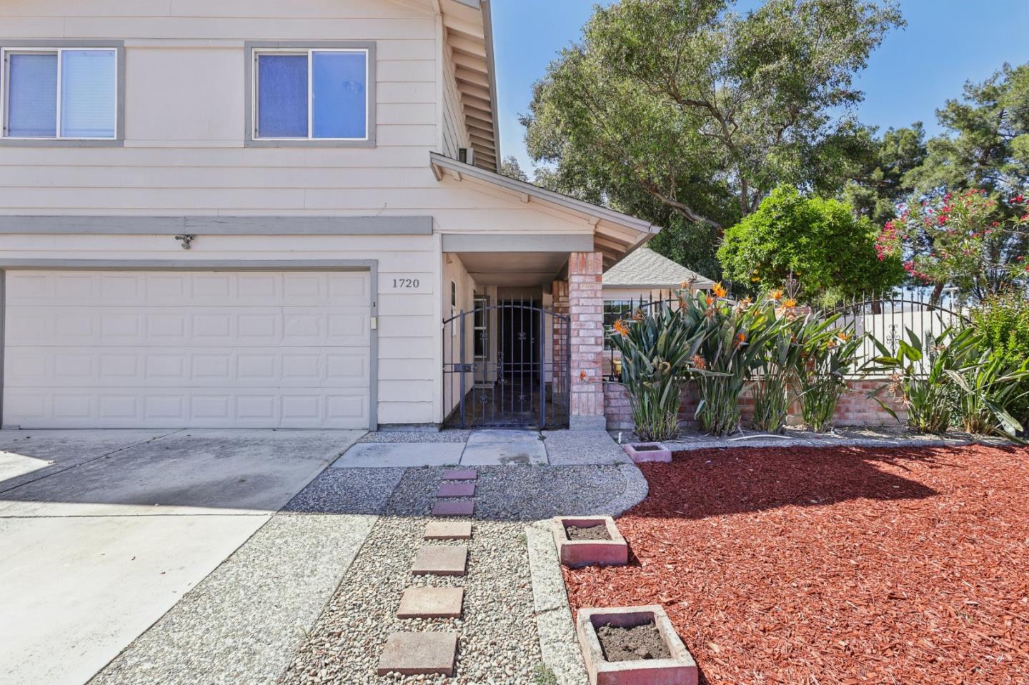 Detail Gallery Image 46 of 61 For 1720 Pine Hollow Cir, San Jose,  CA 95133 - 6 Beds | 3 Baths