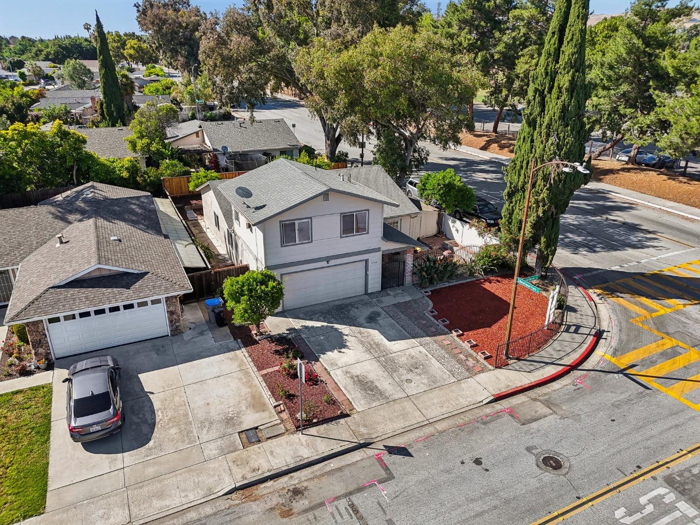 Detail Gallery Image 53 of 61 For 1720 Pine Hollow Cir, San Jose,  CA 95133 - 6 Beds | 3 Baths