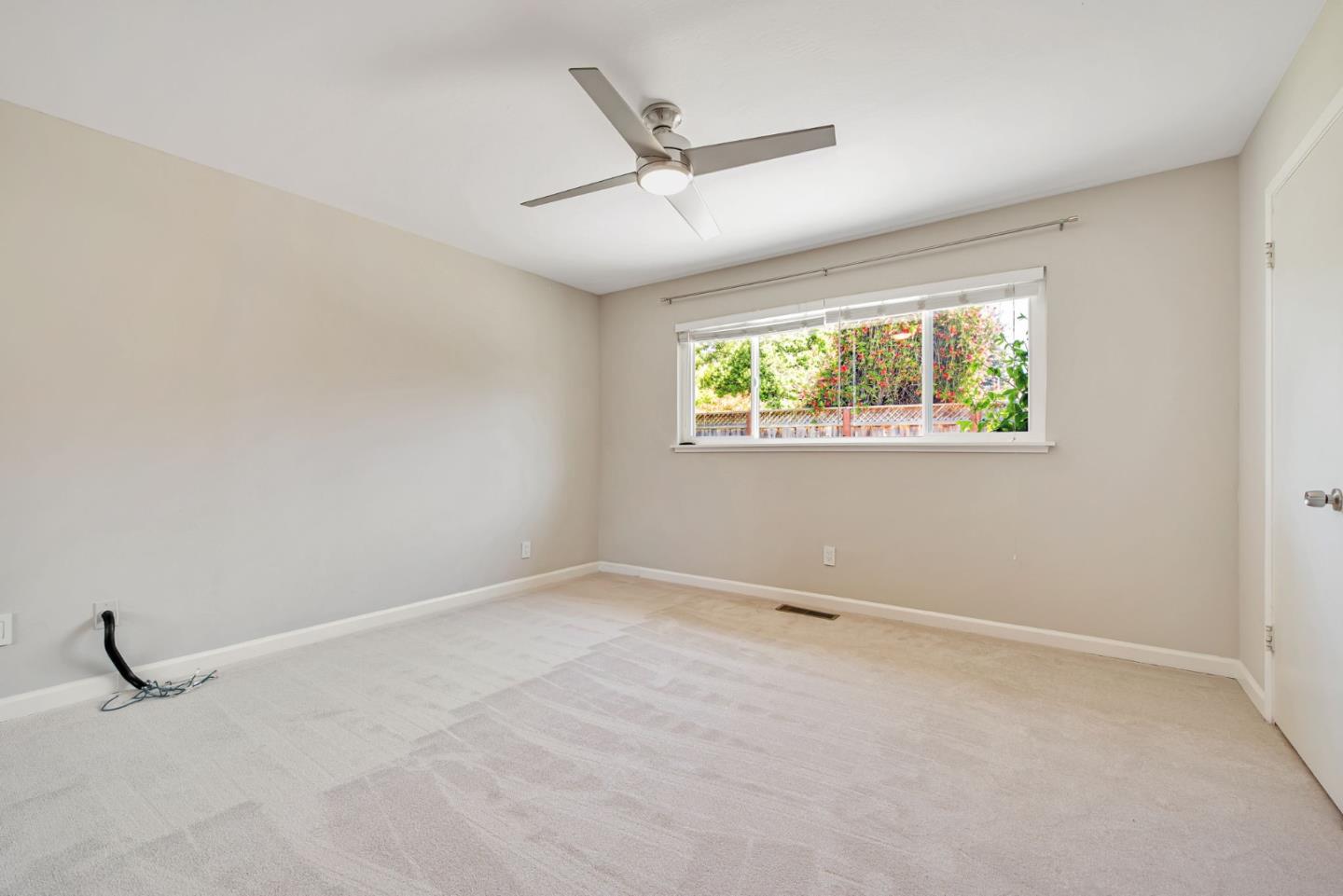 Detail Gallery Image 13 of 29 For 4070 Ross Ave, San Jose,  CA 95124 - 4 Beds | 2 Baths