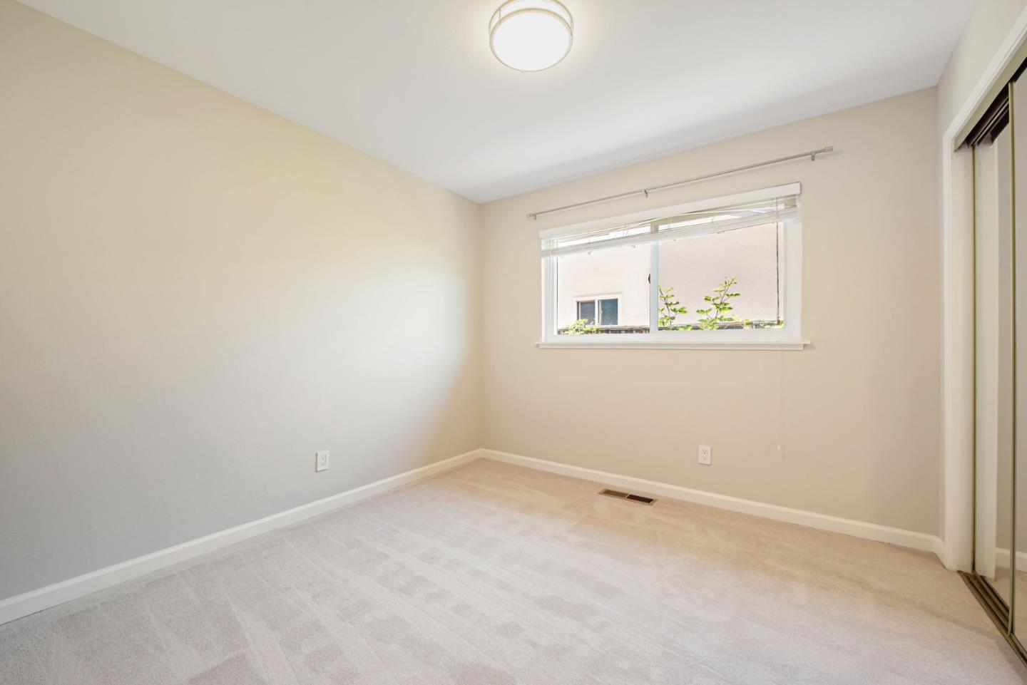 Detail Gallery Image 21 of 29 For 4070 Ross Ave, San Jose,  CA 95124 - 4 Beds | 2 Baths