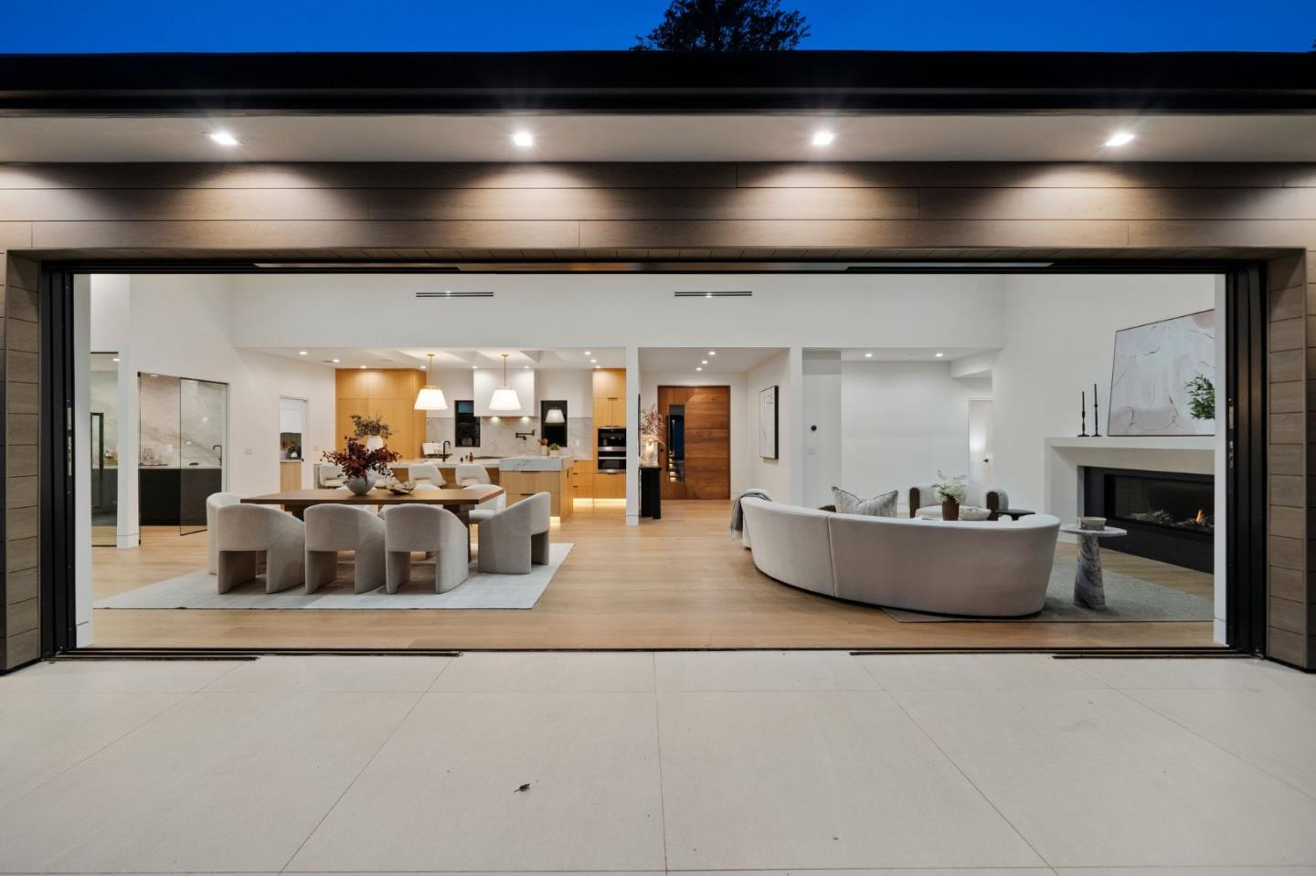 Detail Gallery Image 109 of 124 For 510 Darrell Rd, Hillsborough,  CA 94010 - 5 Beds | 5/1 Baths