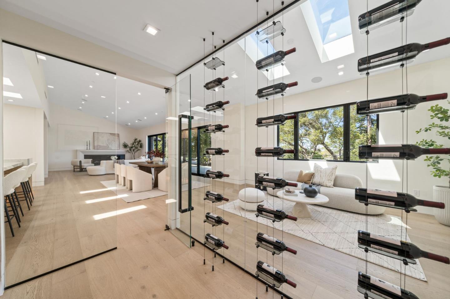 Detail Gallery Image 26 of 124 For 510 Darrell Rd, Hillsborough,  CA 94010 - 5 Beds | 5/1 Baths