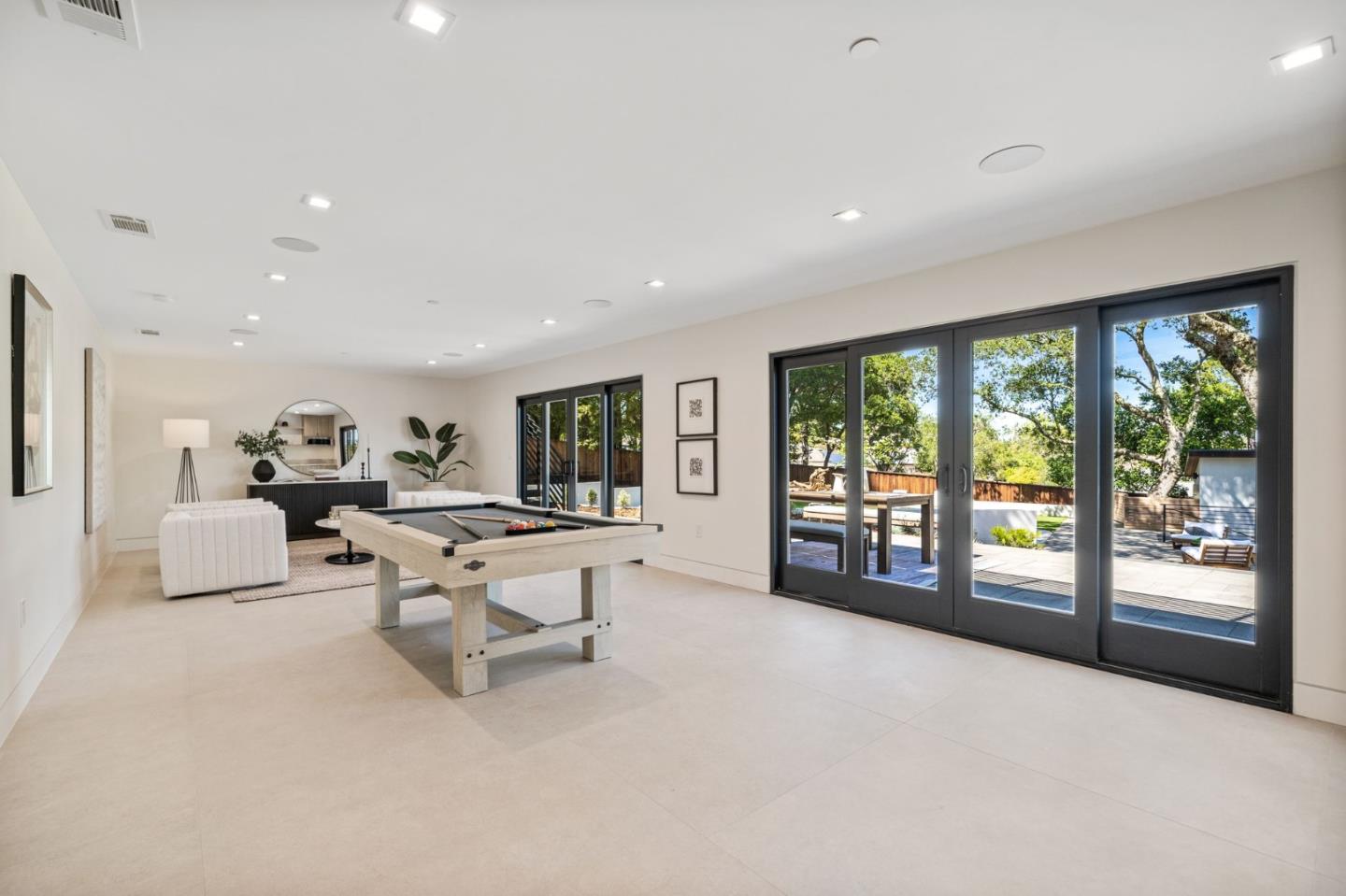 Detail Gallery Image 49 of 124 For 510 Darrell Rd, Hillsborough,  CA 94010 - 5 Beds | 5/1 Baths