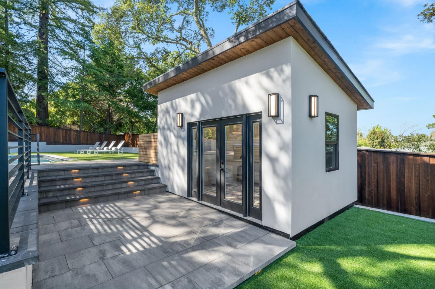 Detail Gallery Image 66 of 124 For 510 Darrell Rd, Hillsborough,  CA 94010 - 5 Beds | 5/1 Baths