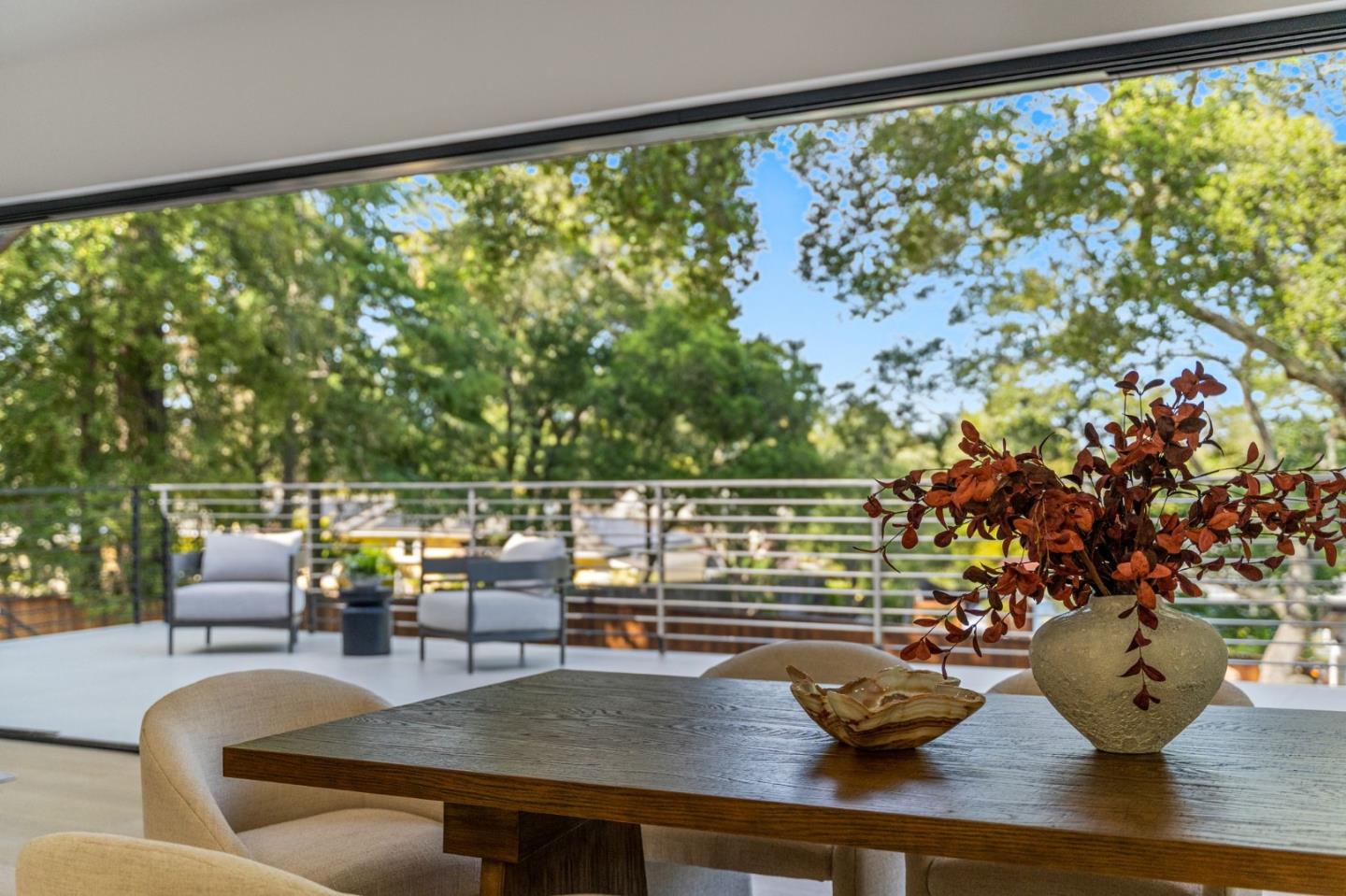 Detail Gallery Image 77 of 124 For 510 Darrell Rd, Hillsborough,  CA 94010 - 5 Beds | 5/1 Baths